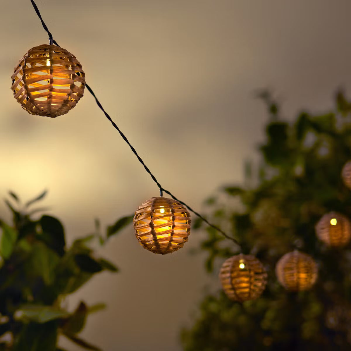 Ljusslinga solcell konstrotting 10 bollar, 5,8 m